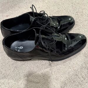 Mix No. 6 Glossy Black Oxfords